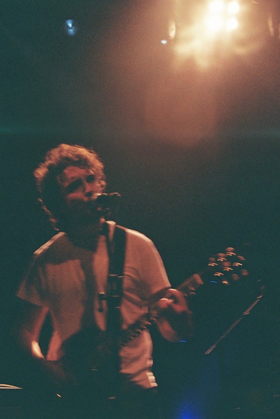 Chris Peden performing live